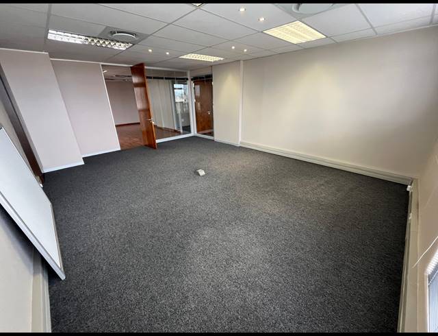 201M² OFFICE TO LET IN CENTURY CITY